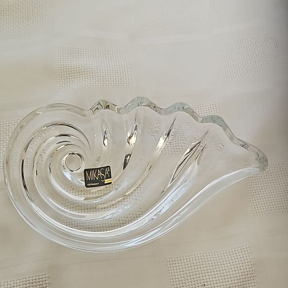 Mikasa Clear Crystal Sea Shell Shape Small Tray 7"-4" - Picture 8 of 16
